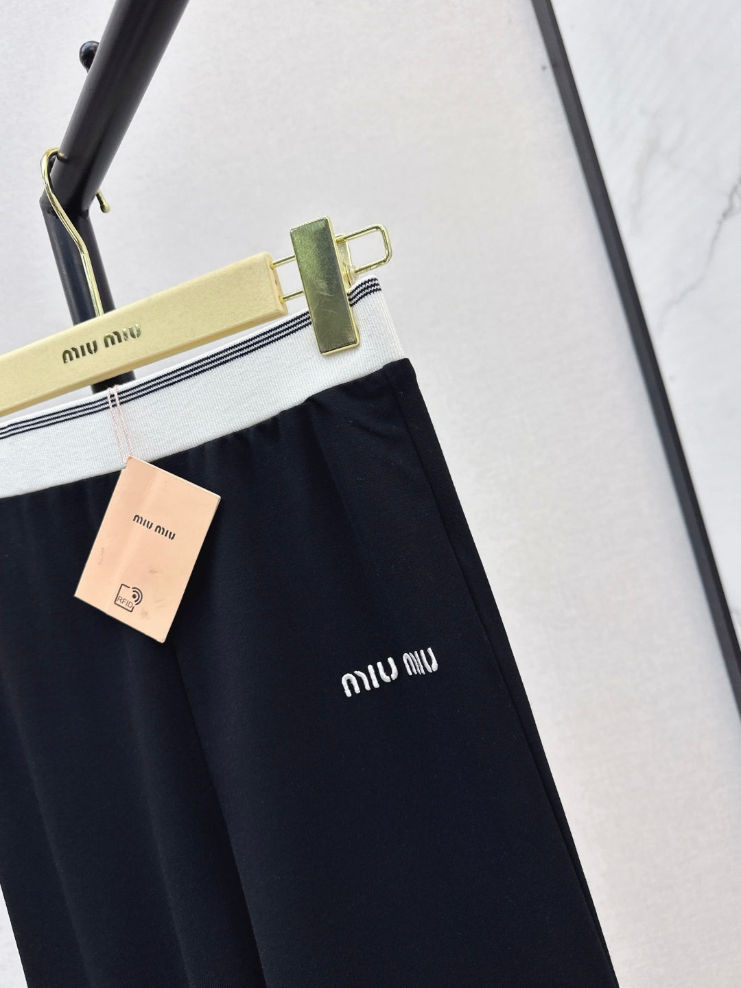 Miu 25fw pants