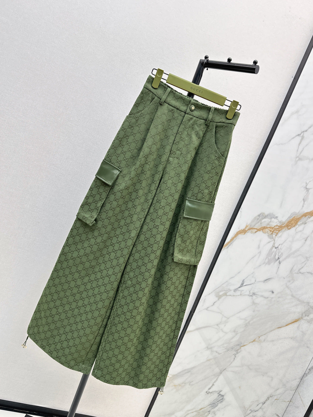 Guc 25fw jacquard pants