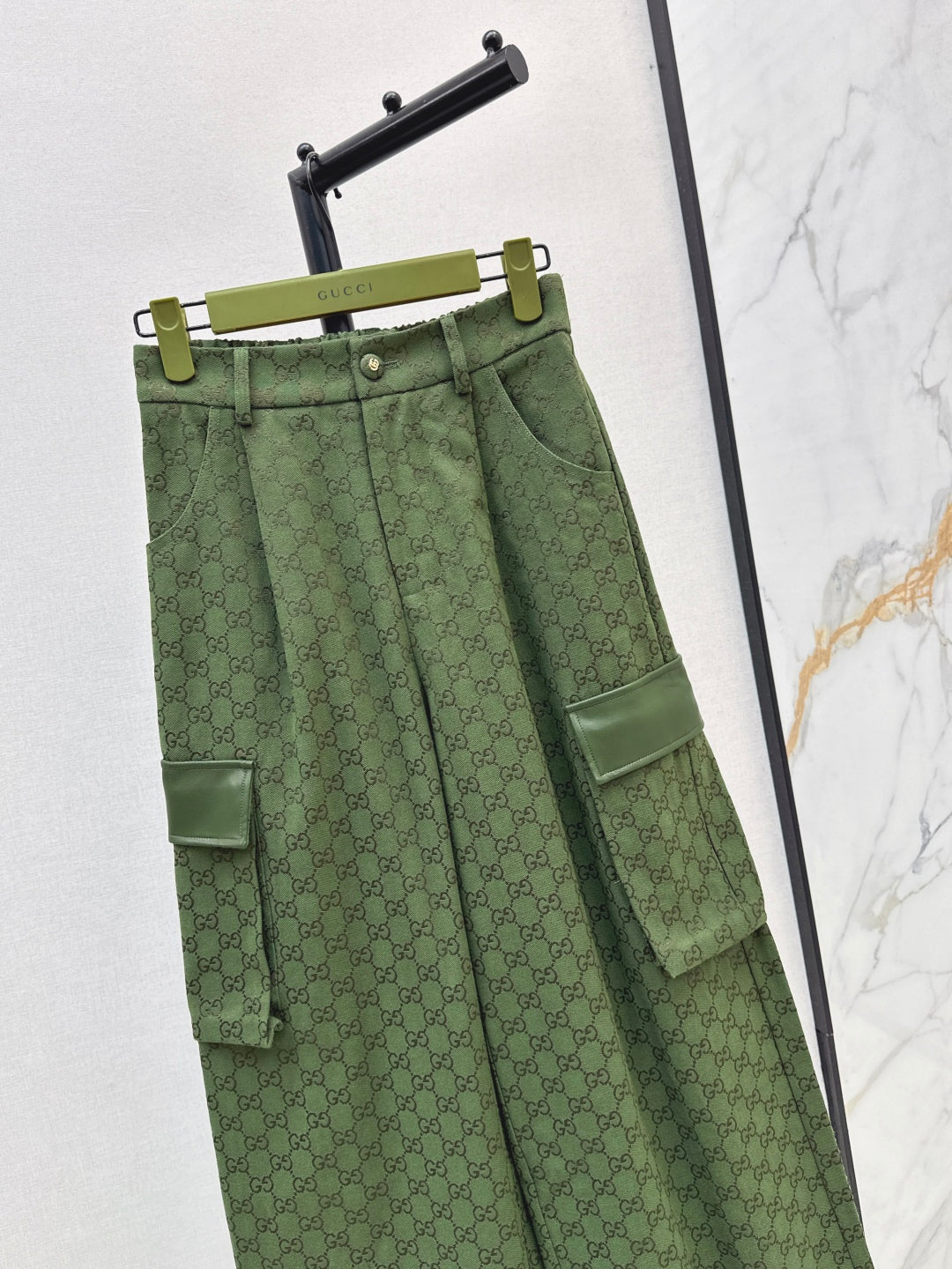 Guc 25fw jacquard pants