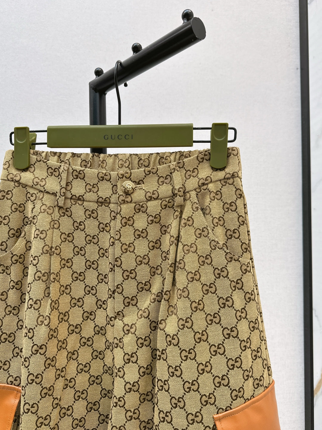 Guc 25fw jacquard pants