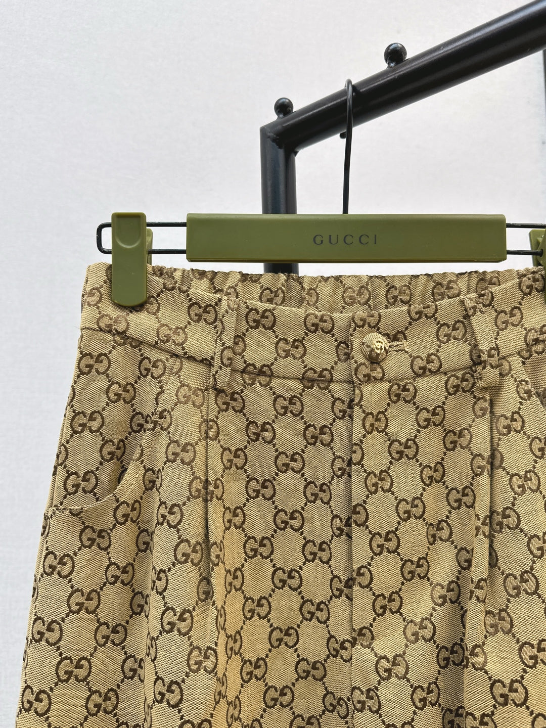 Guc 25fw jacquard pants