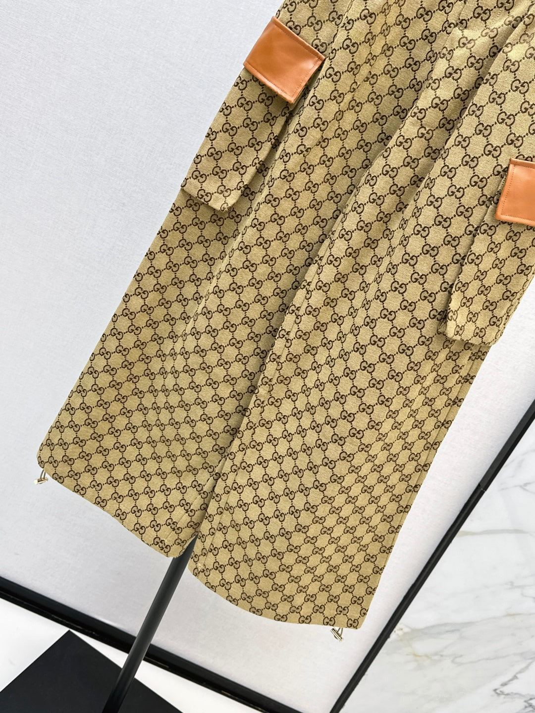 Guc 25fw jacquard pants