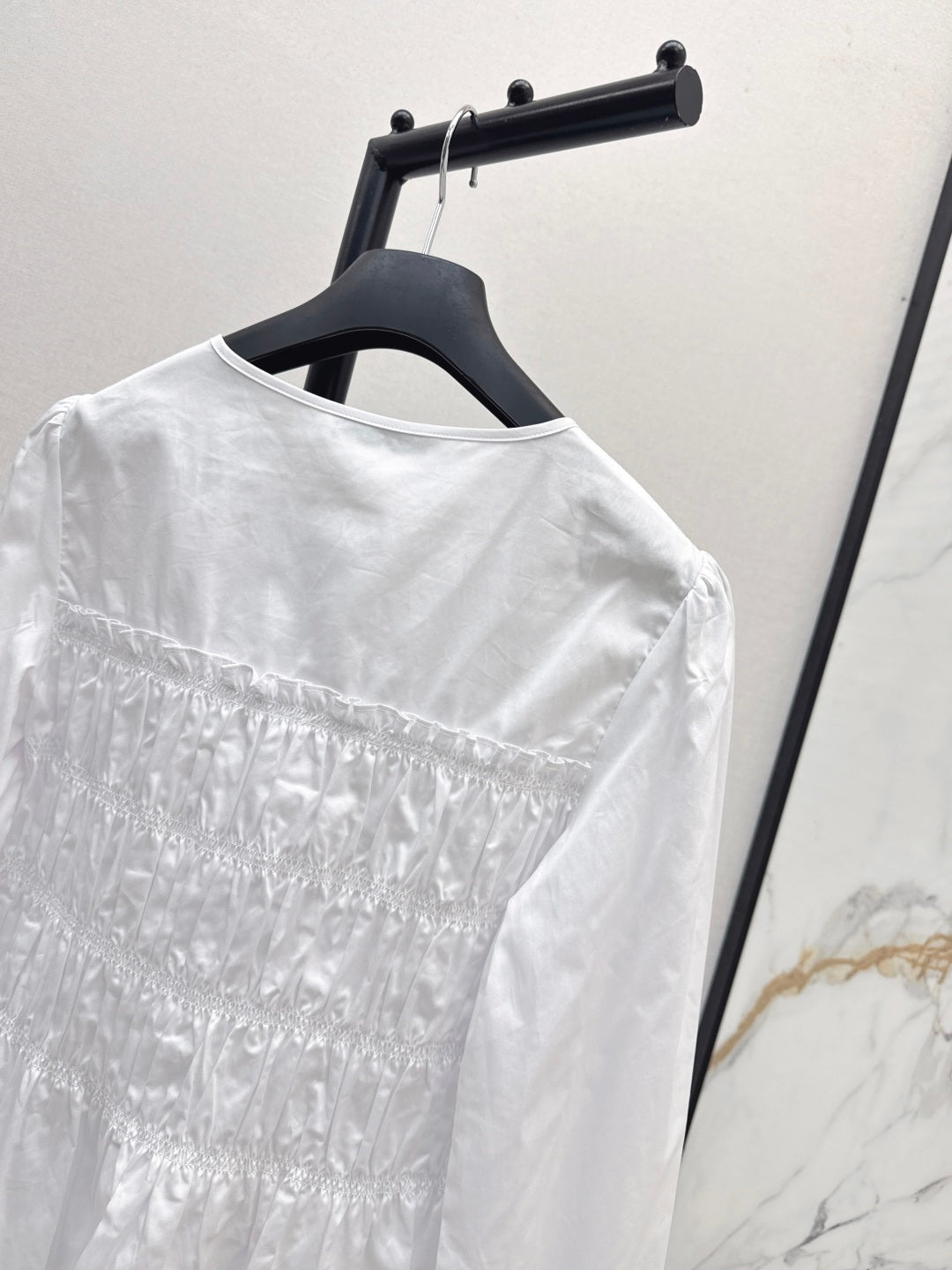CD 25fw ruffle shirt