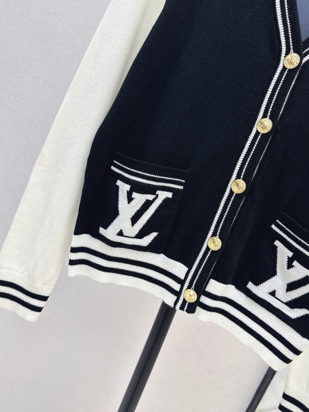 Louis 25fw knitted cardigan