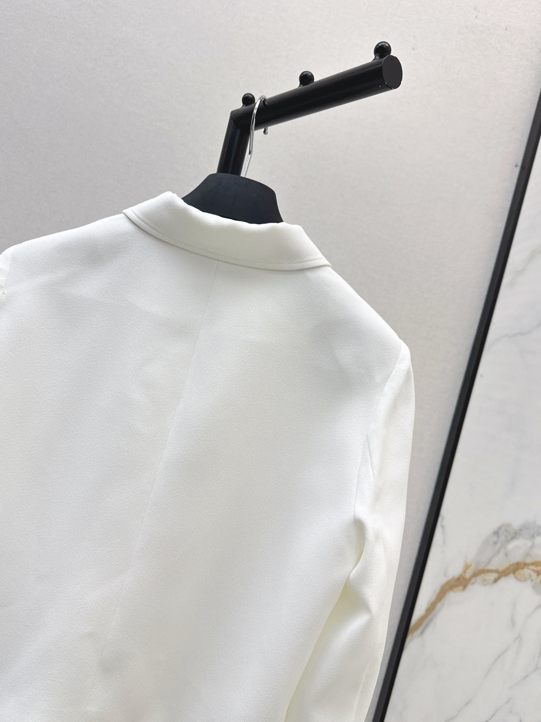 CD 25fw embroidered jacket
