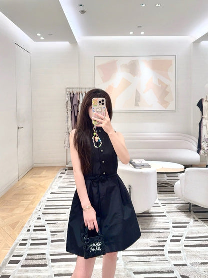 CD 25fw sleeveless dress