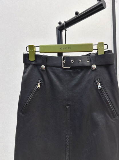 Guc 25fw leather skirt
