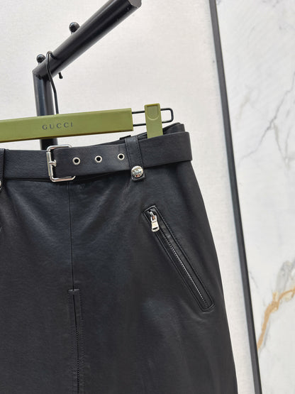Guc 25fw leather skirt
