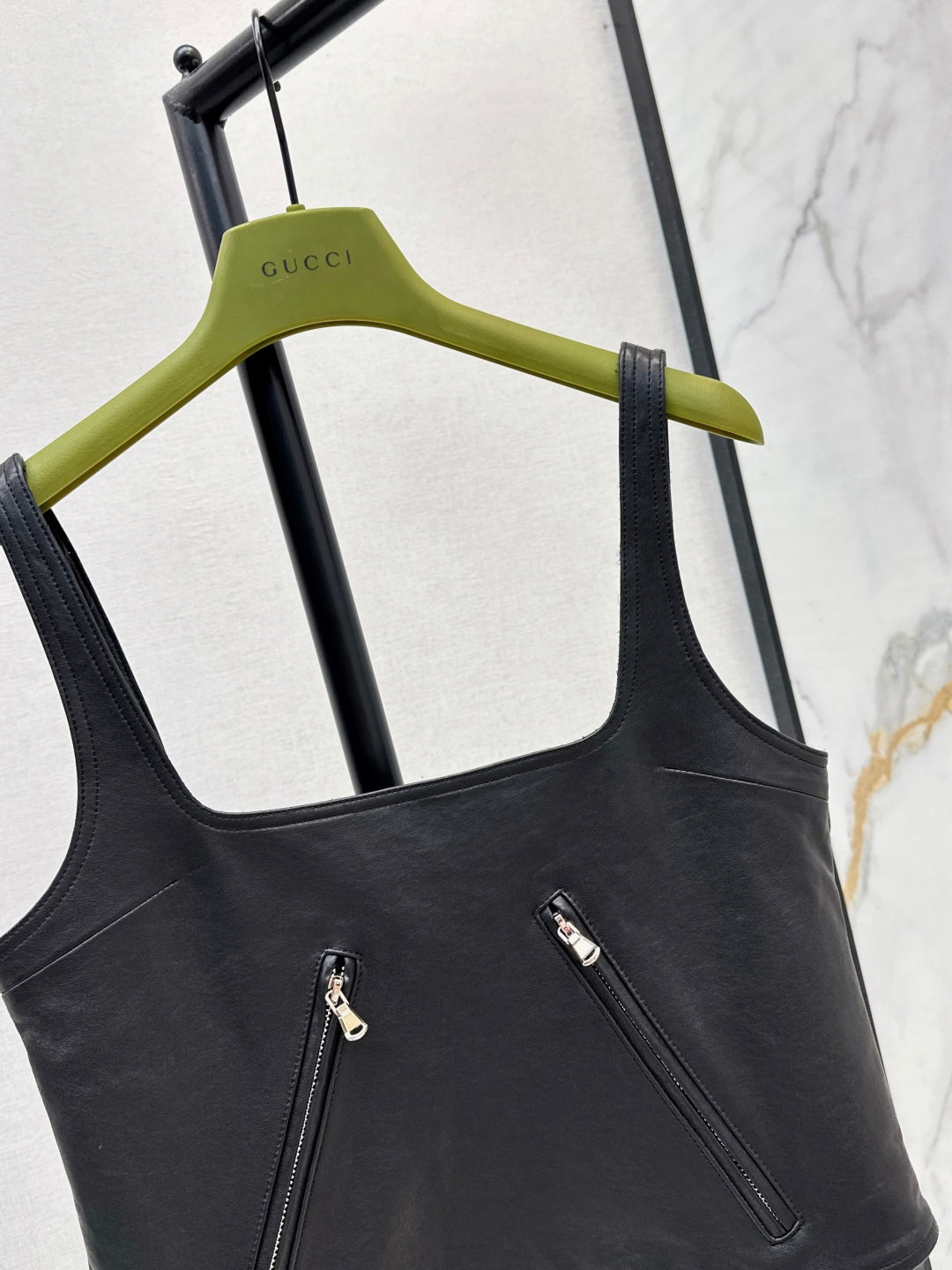 Guc 25fw leather camisole