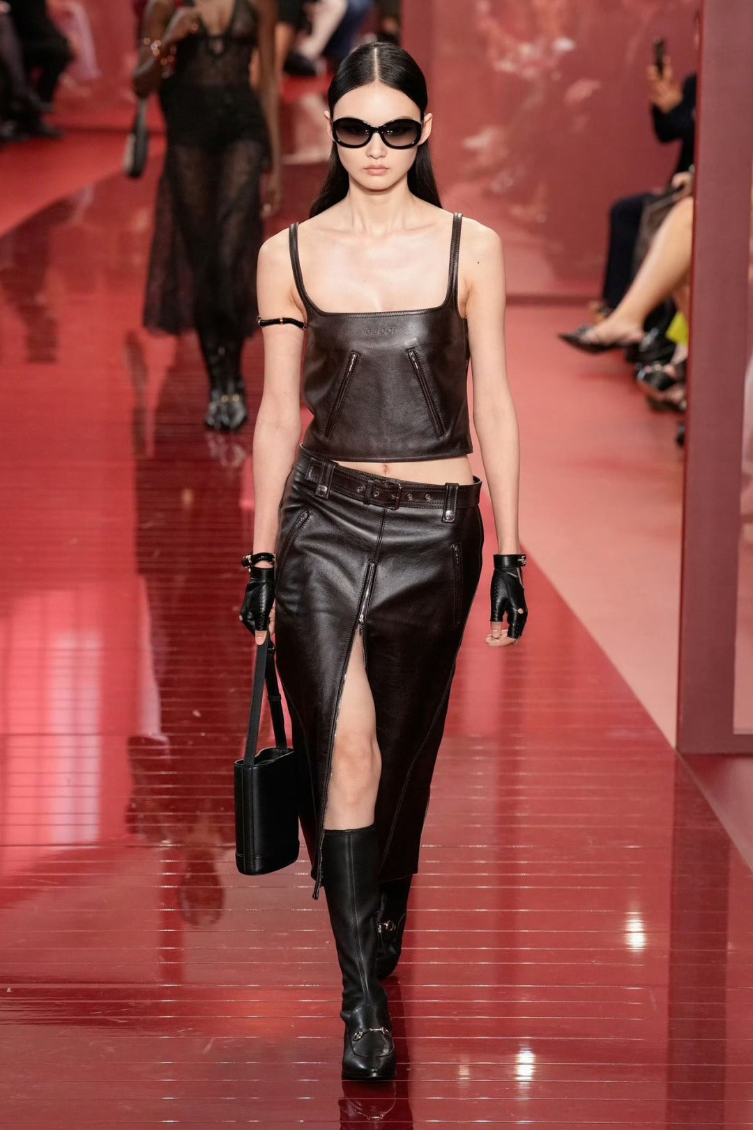 Guc 25fw leather camisole