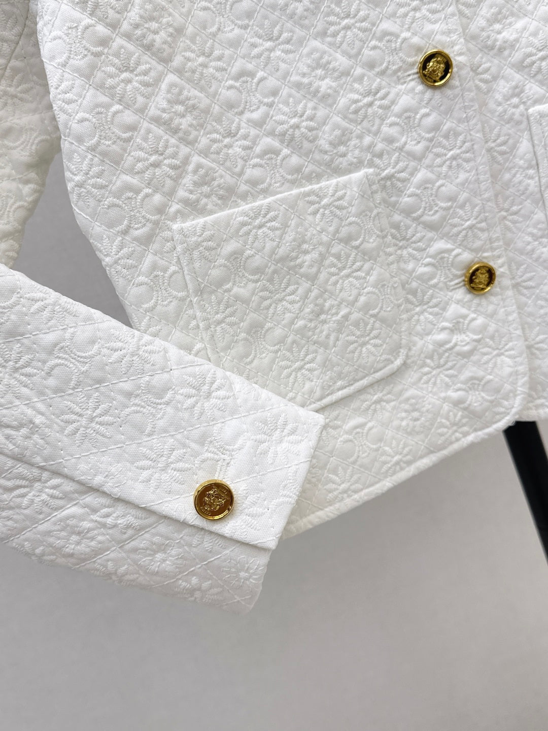 Celi 25fw embroidered jacket