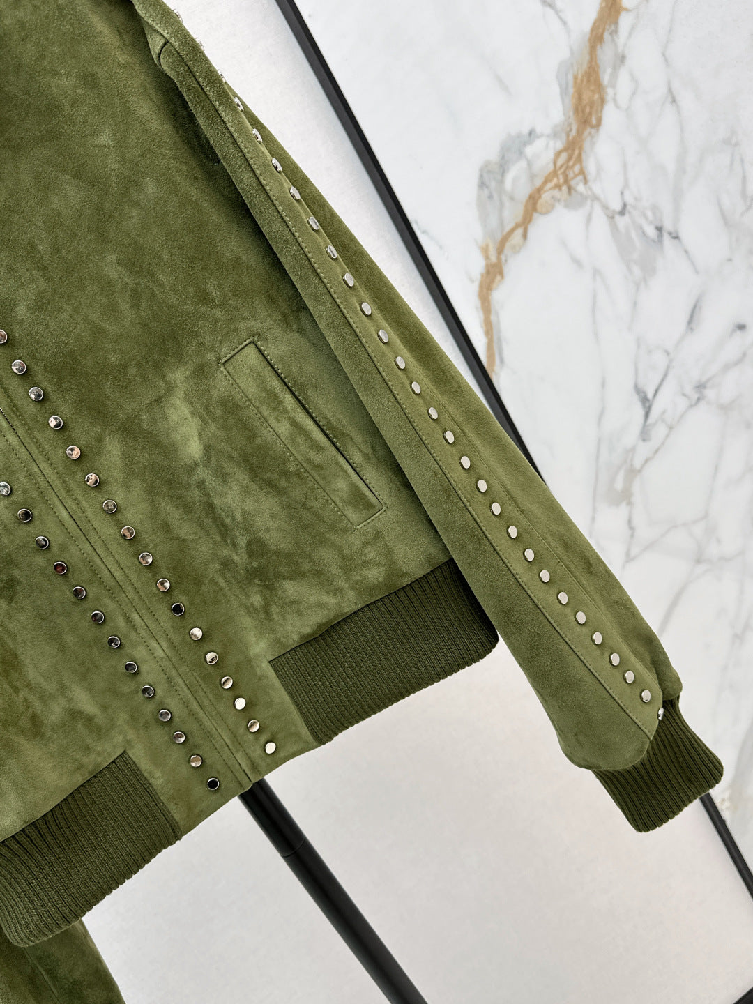Loe 25fw suede jacket