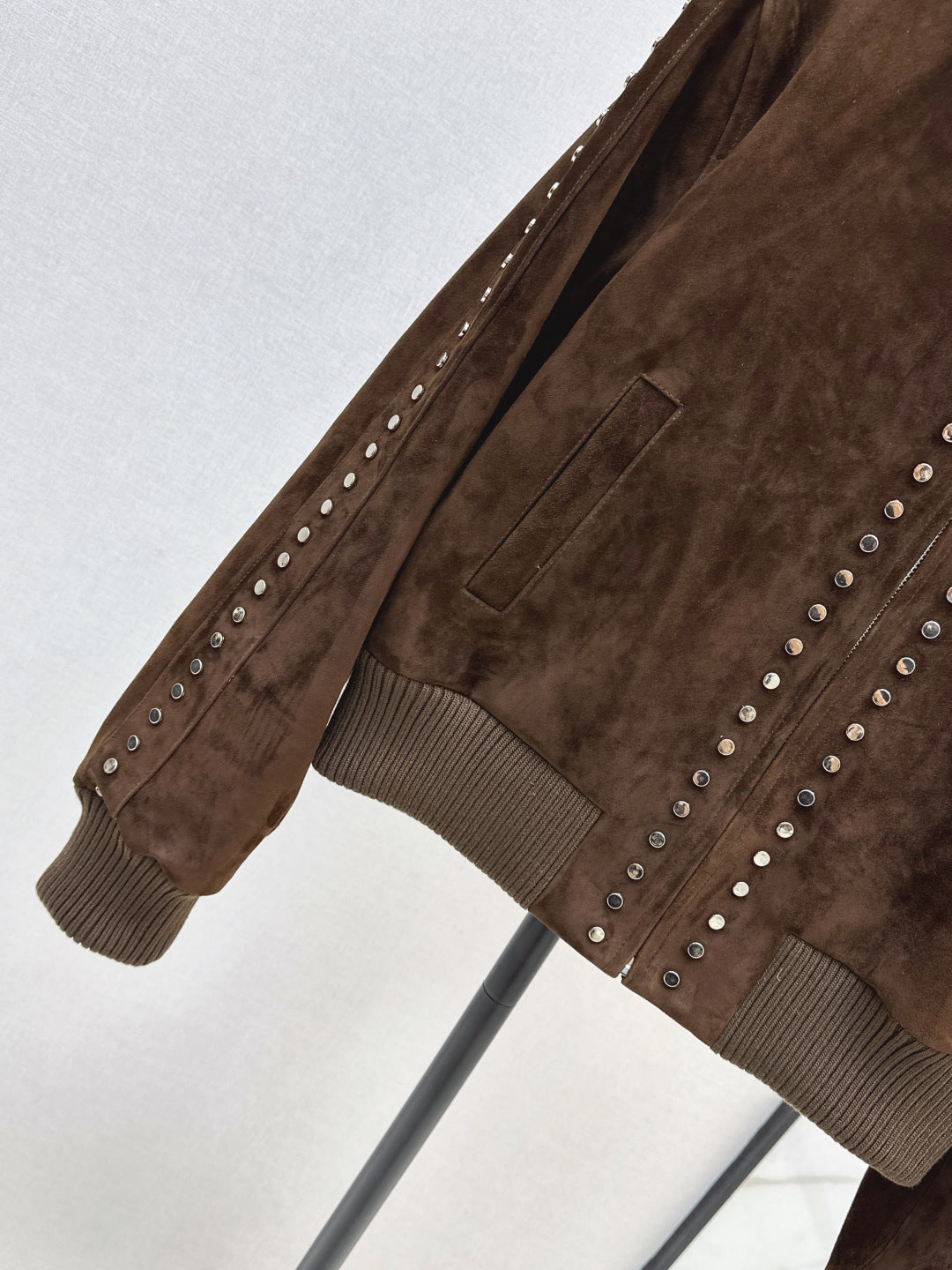 Loe 25fw suede jacket