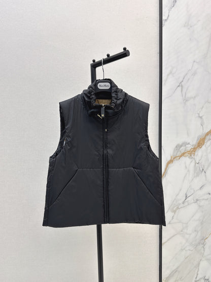 Monc 25fw padded vest