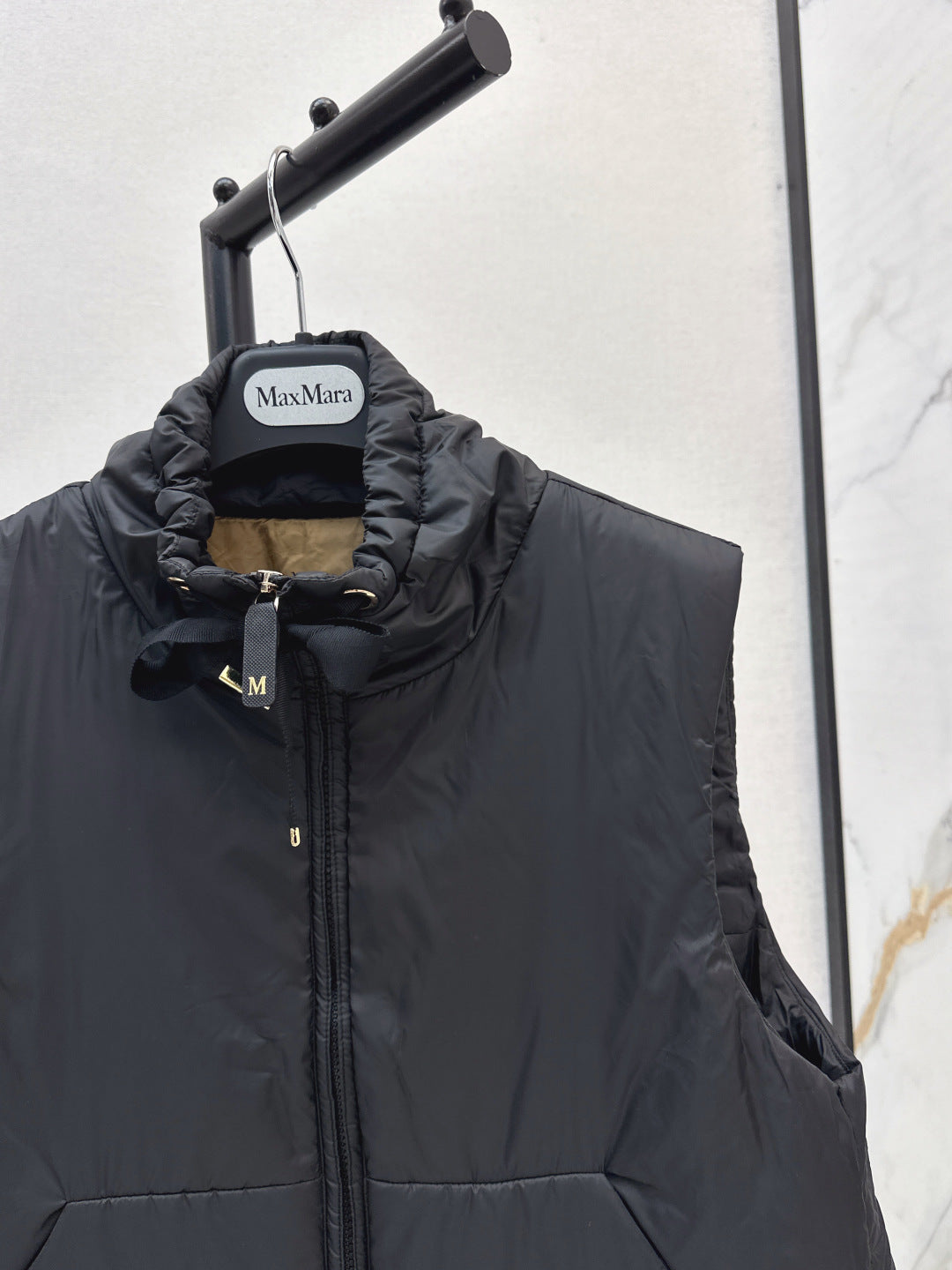 Monc 25fw padded vest