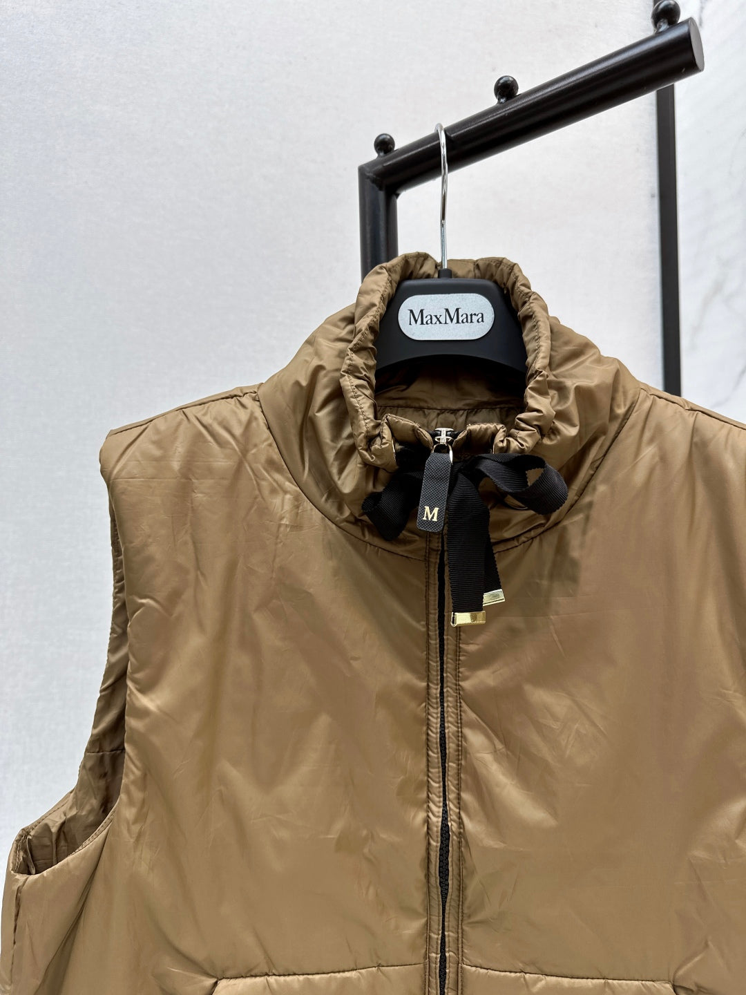 Monc 25fw padded vest