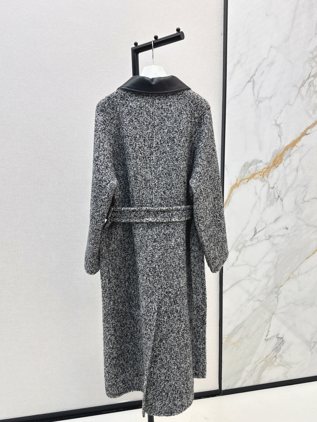 Loe 25fw lapel coat