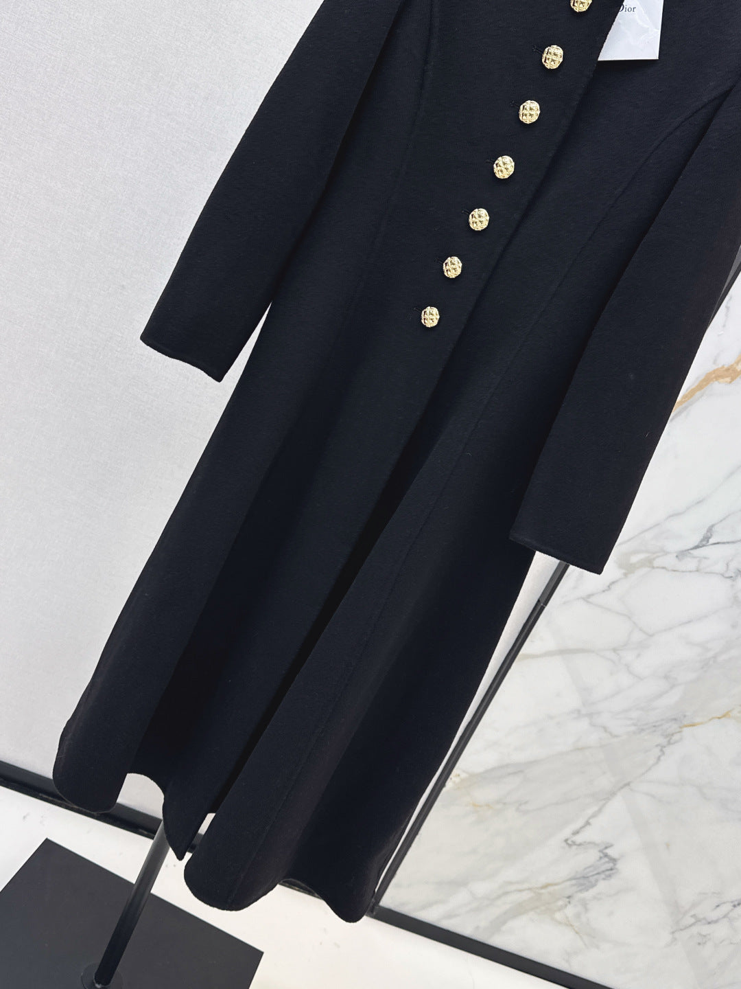 CD 25fw trench coat
