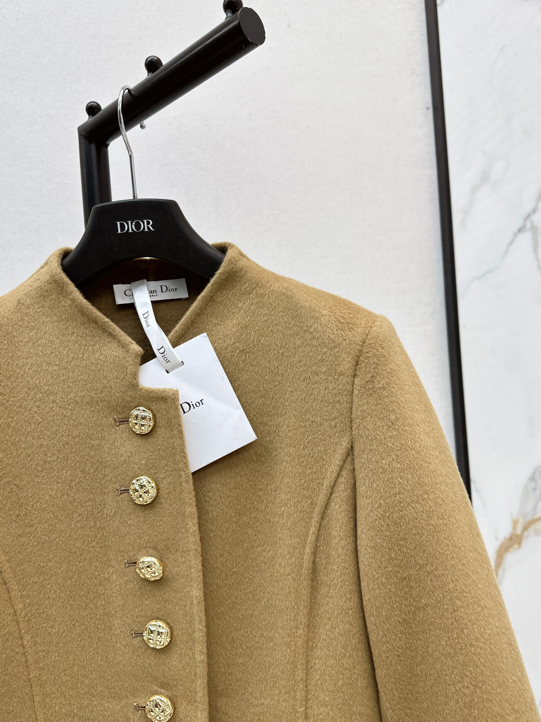 CD 25fw trench coat