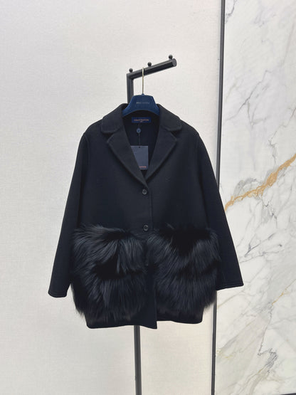 Louis 25fw fox hair coat