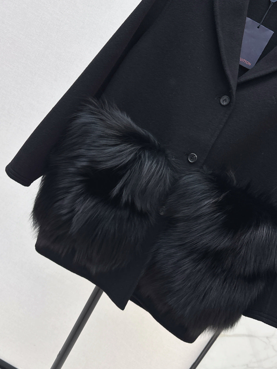 Louis 25fw fox hair coat