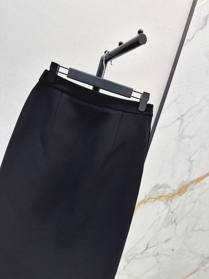 CD 25fw slit skirt