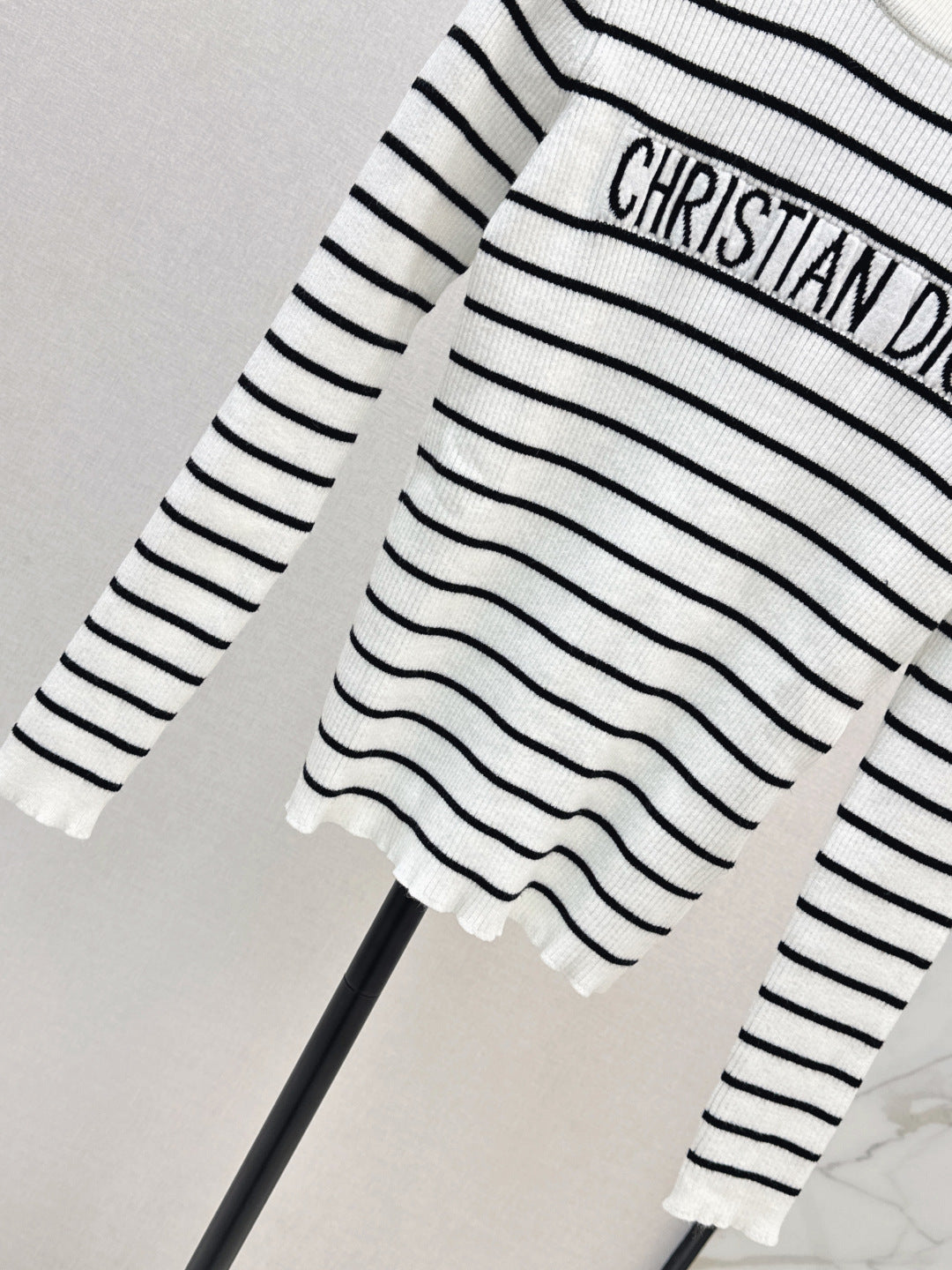 CD 25fw knitted sweater