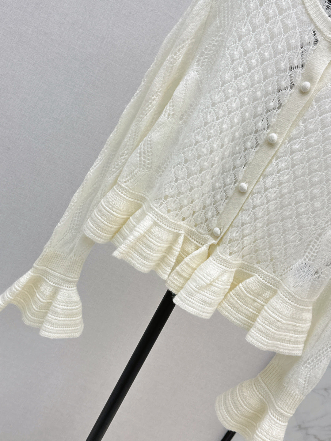 Chl 25fw ruffle cardigan