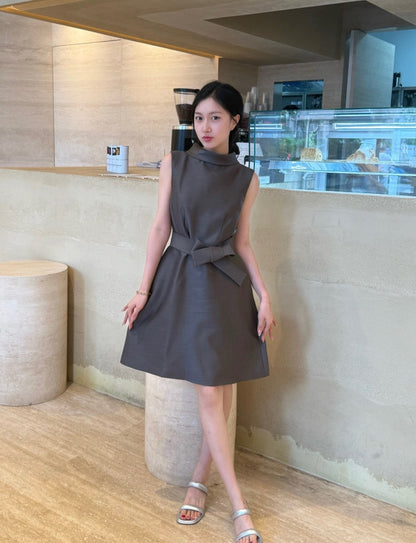 CD 25fw sleeveless dress