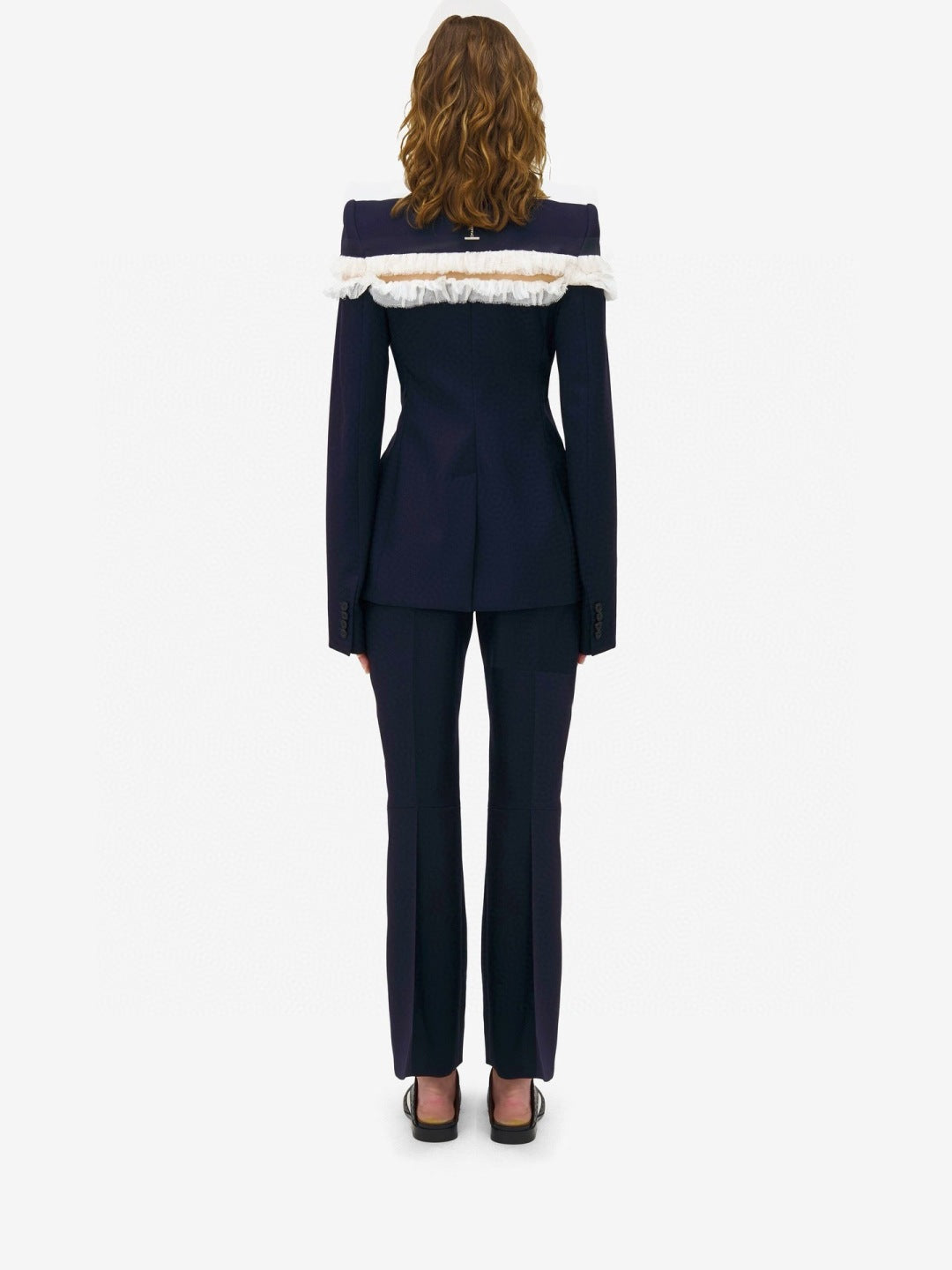 Queen 25fw ruffle blazer