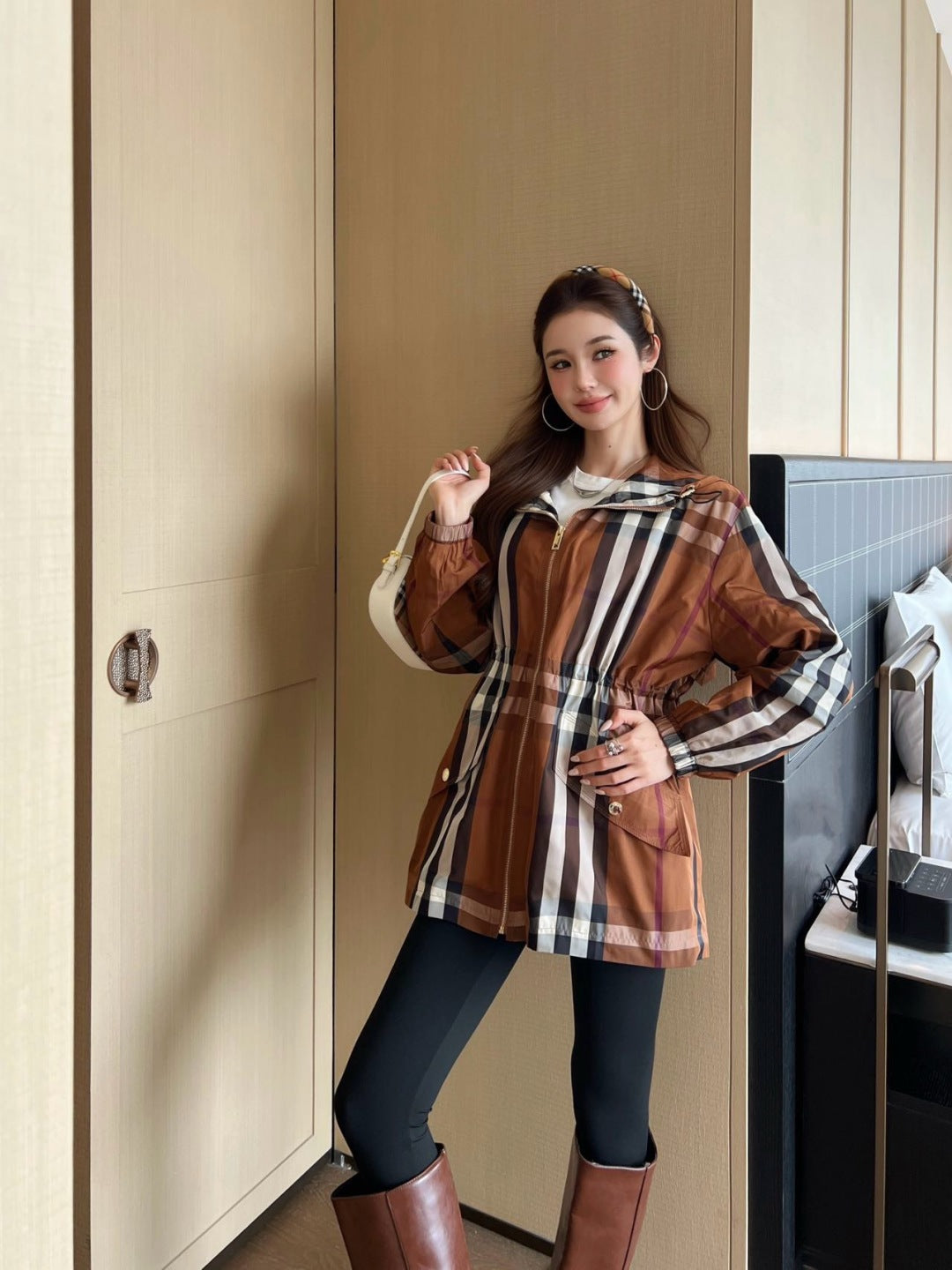 Bur 25fw hooded jacket