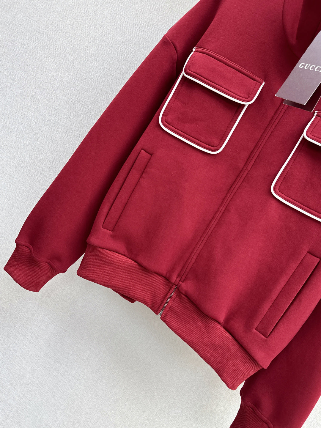 Guc 25fw suit