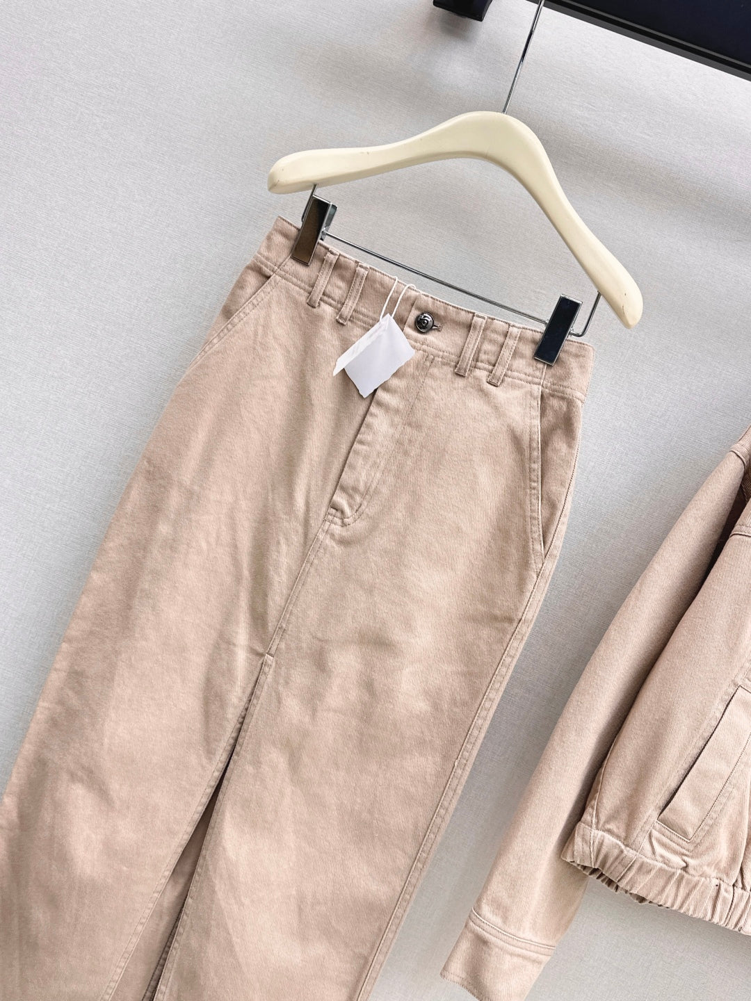 Brune 25fw slit skirt