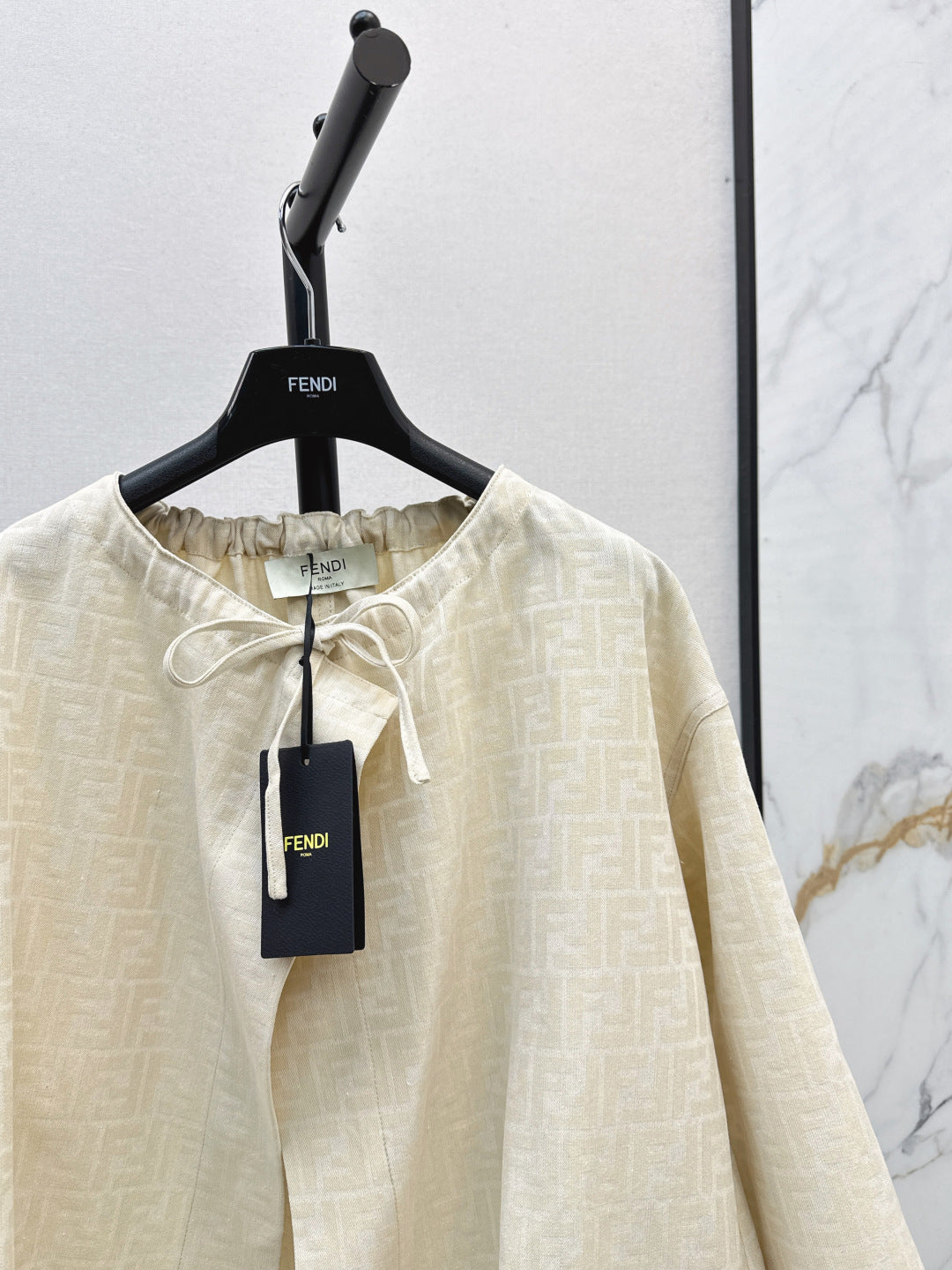 Fend 25fw printed cape jacket