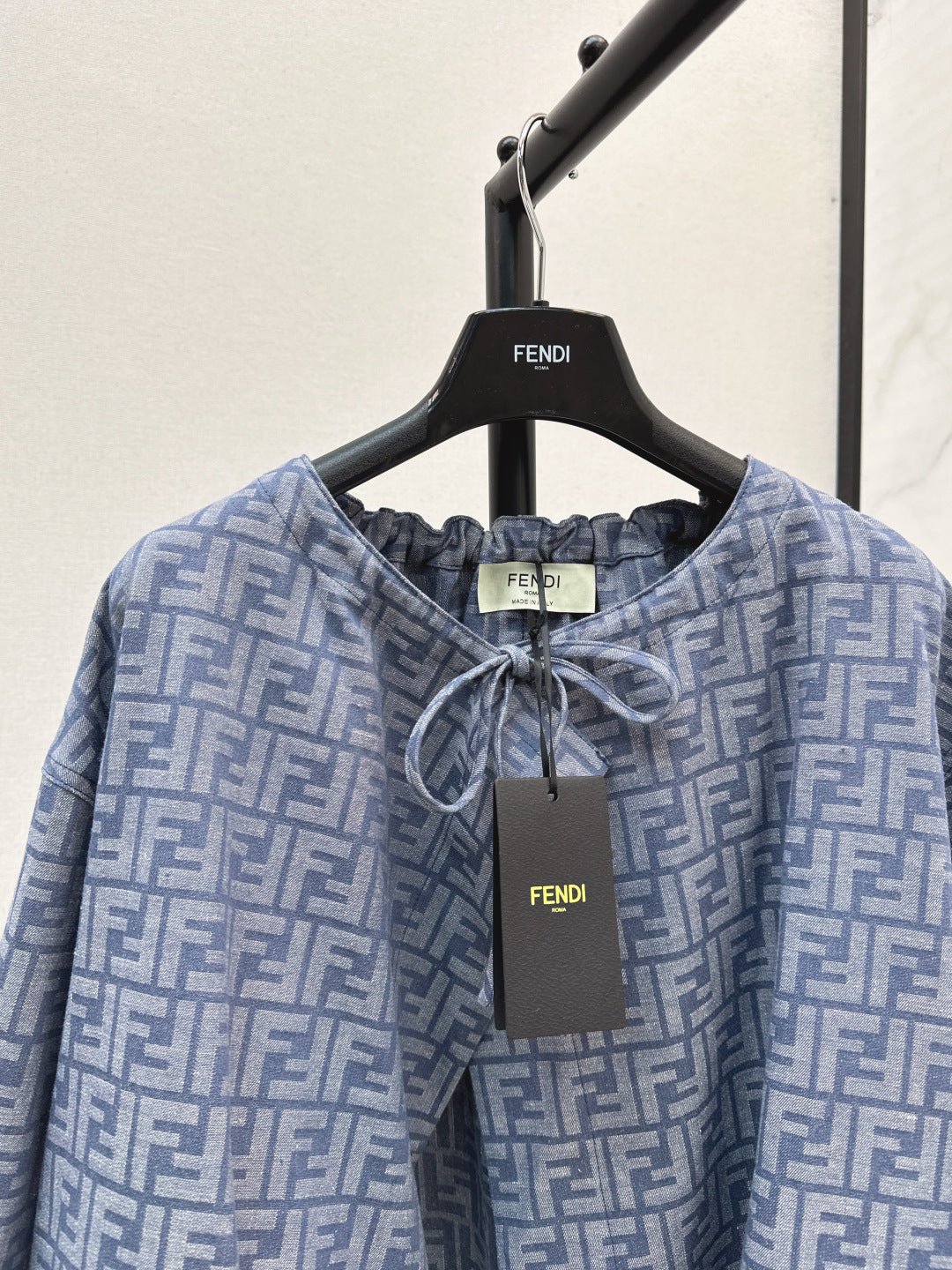 Fend 25fw printed cape jacket