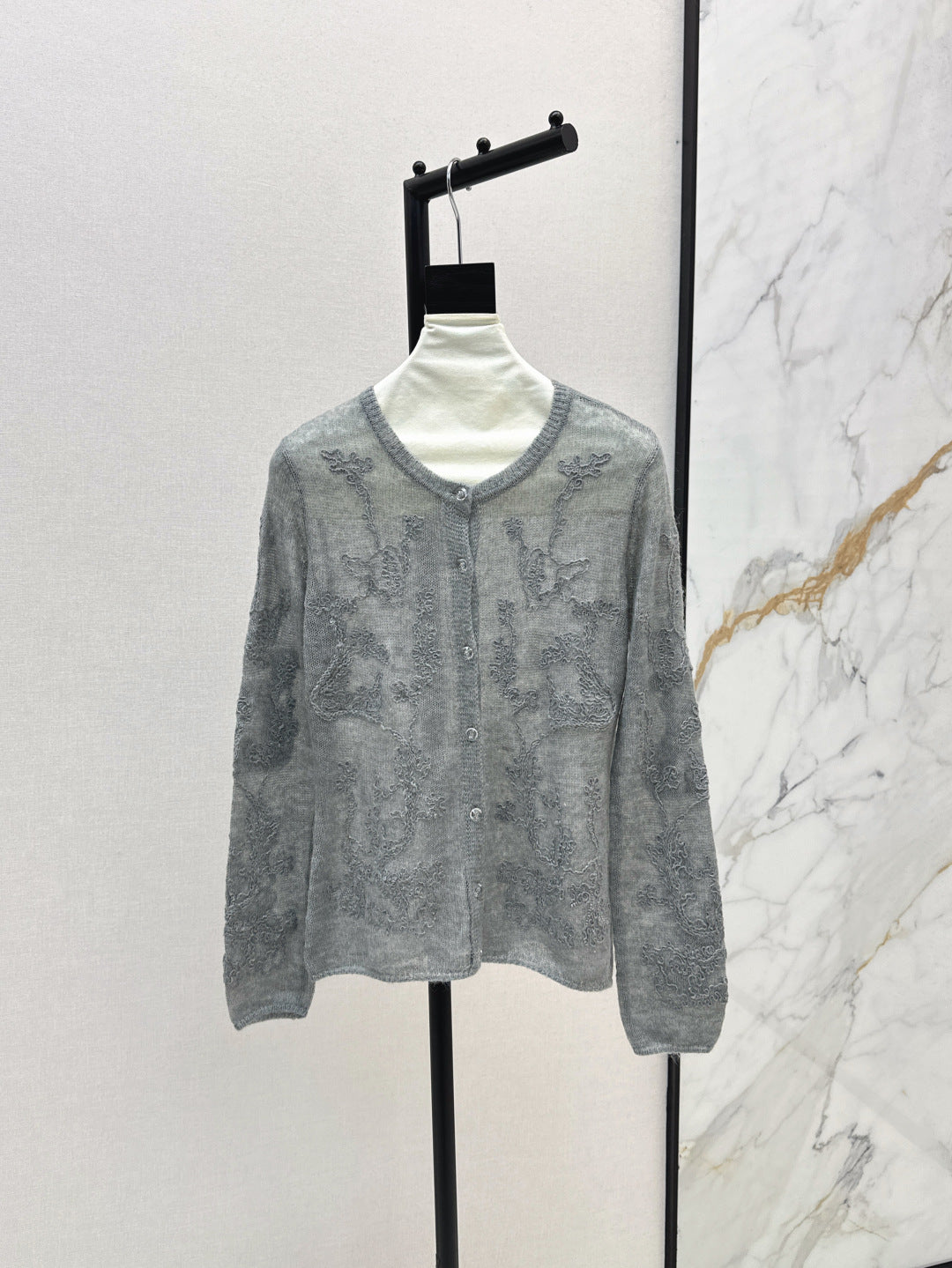Es 25fw embroidered cardigan