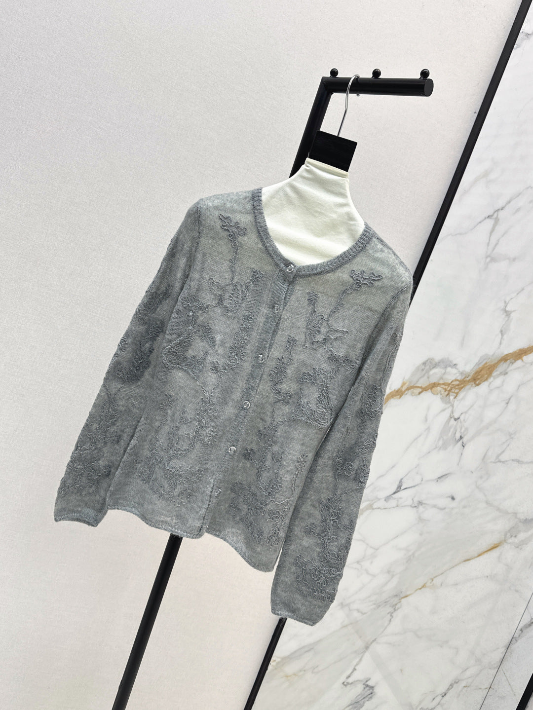 Es 25fw embroidered cardigan