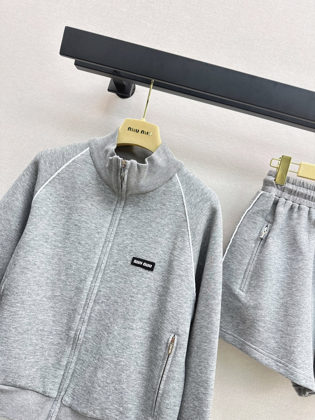 Miu 25fw tracksuit