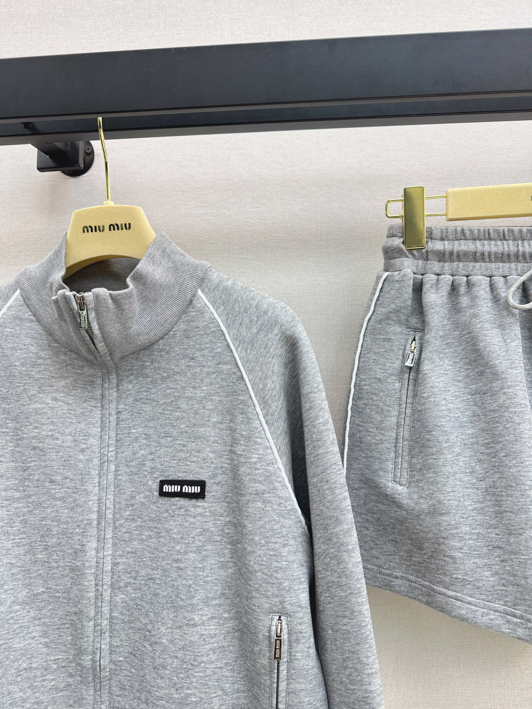 Miu 25fw tracksuit
