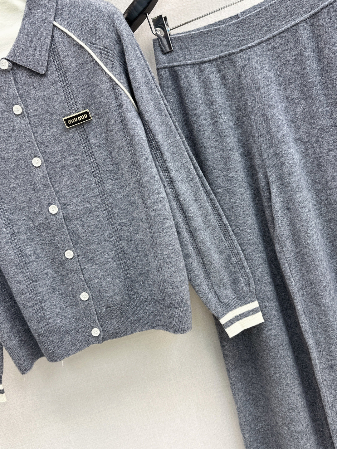 Miu 25fw knitted suit