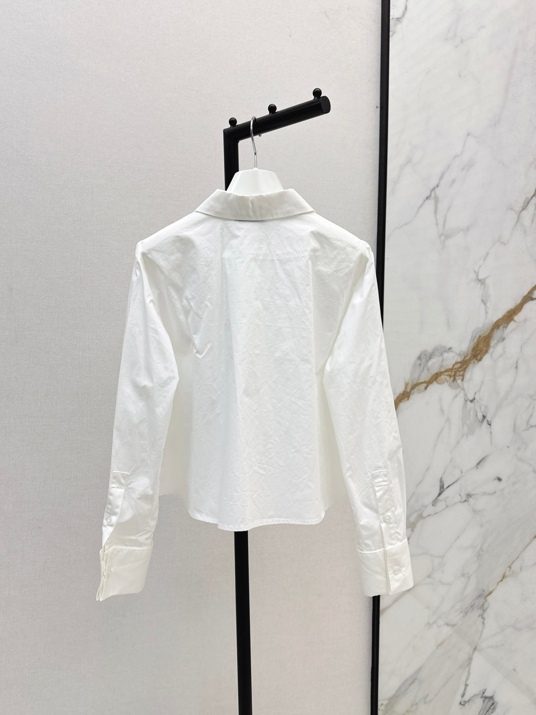 Loe 25fw embroidered shirt