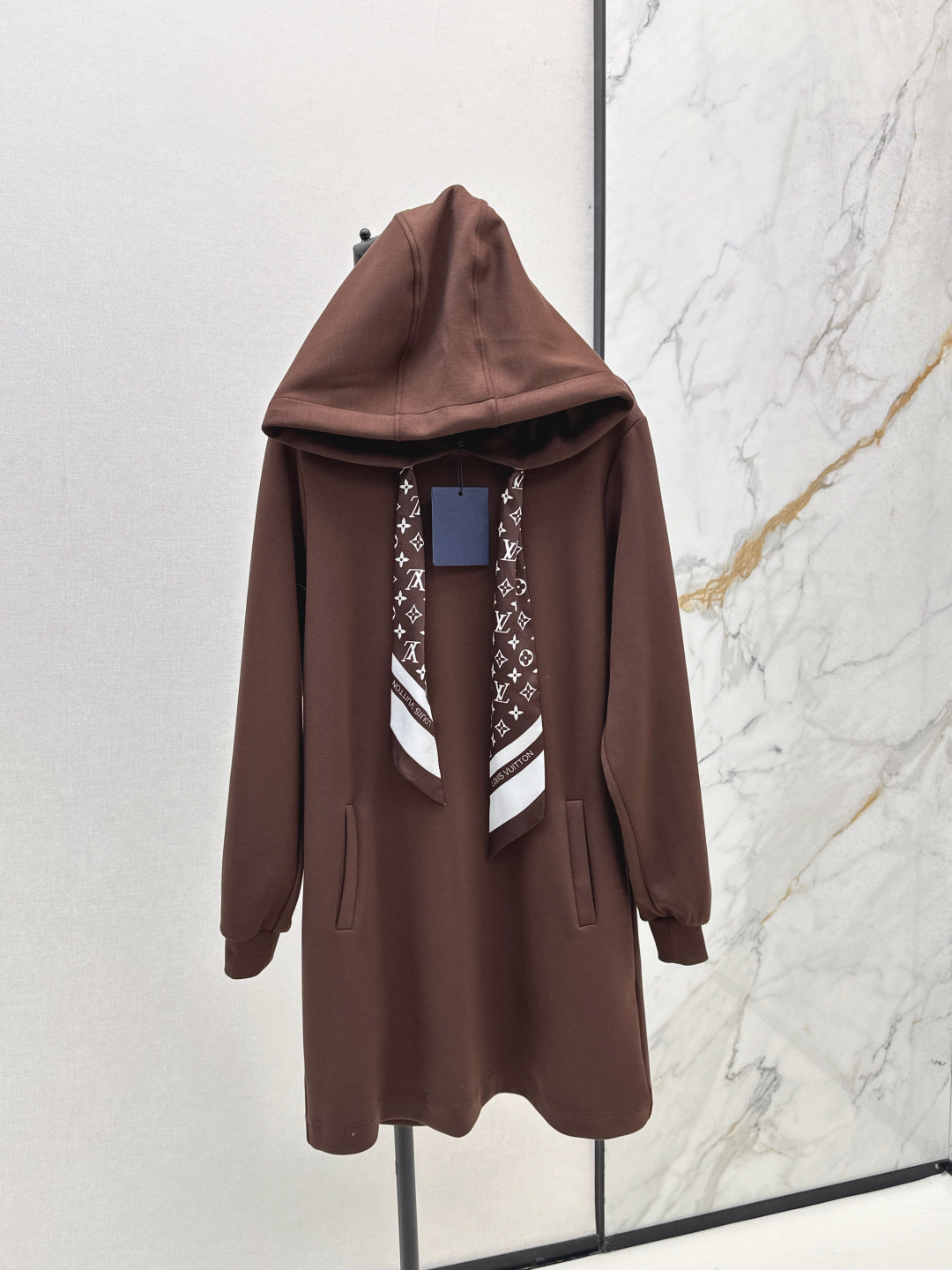 Louis 25fw scarf dress