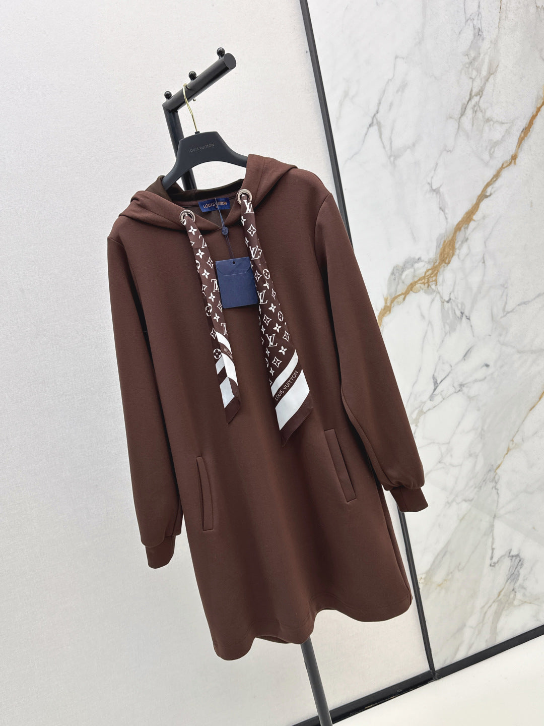 Louis 25fw scarf dress