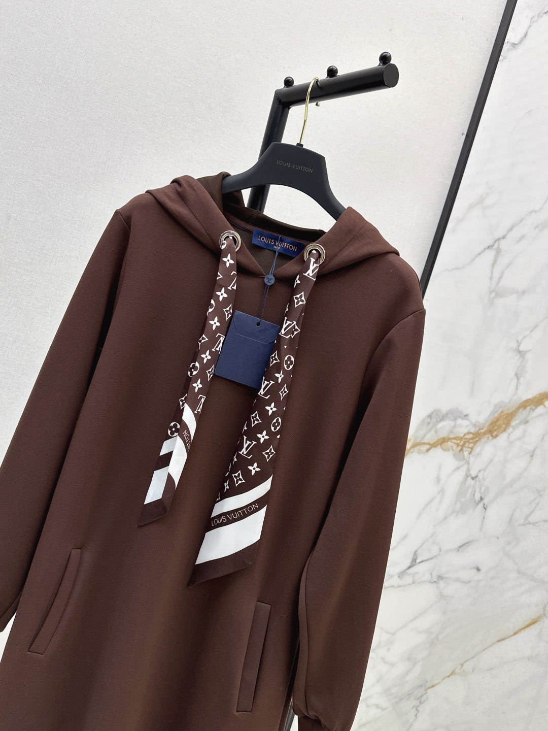 Louis 25fw scarf dress