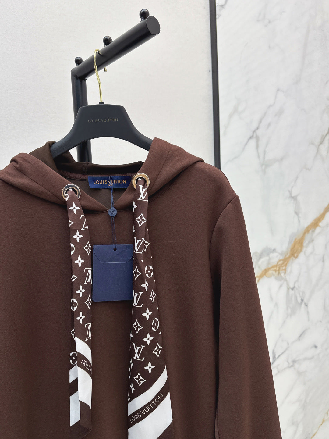 Louis 25fw scarf dress