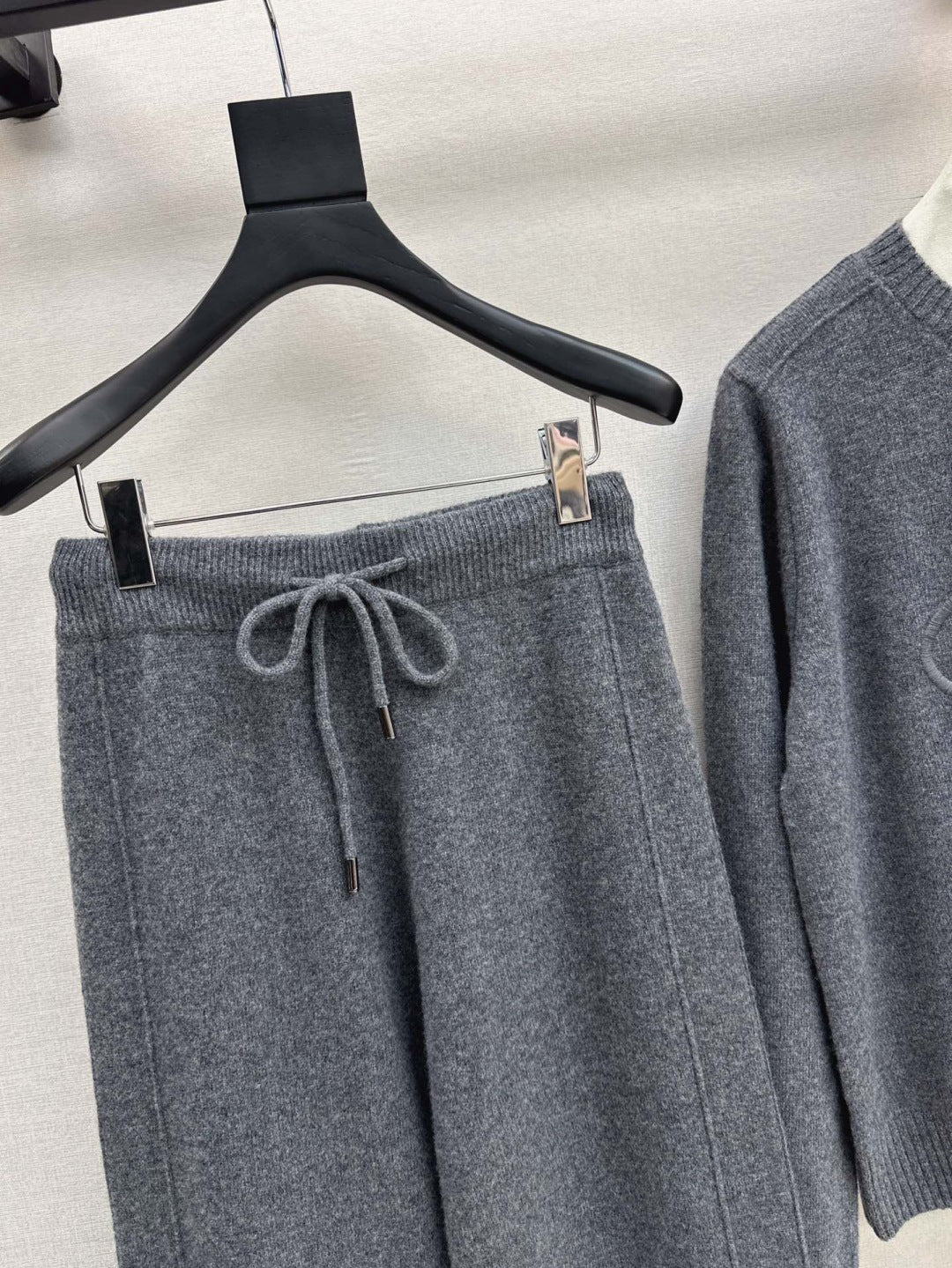 Pra 25fw knitted suit