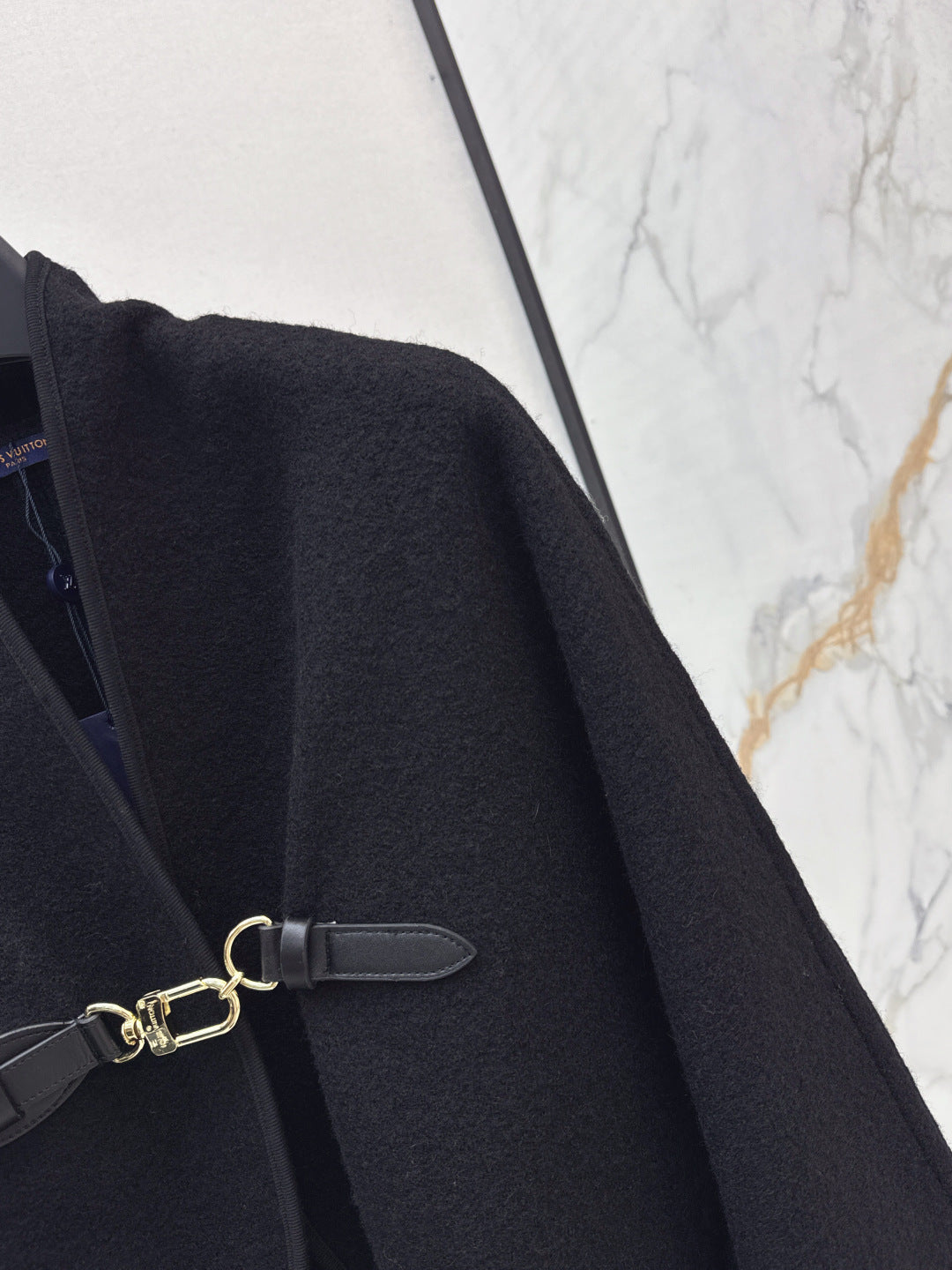 Louis 25fw cape jacket