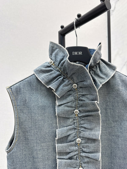 CD 25fw ruffle vest
