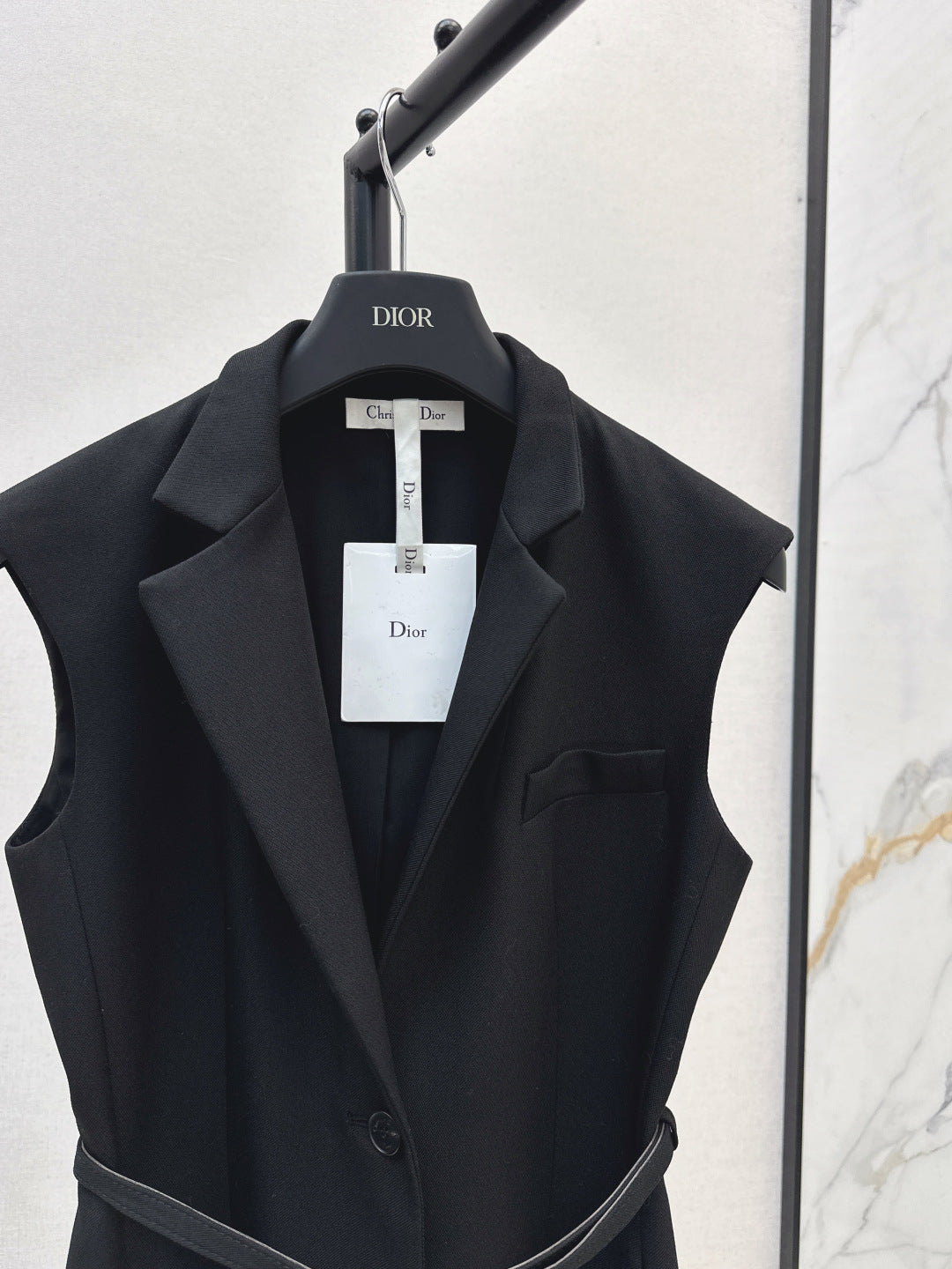 CD 25fw sleeveless dress