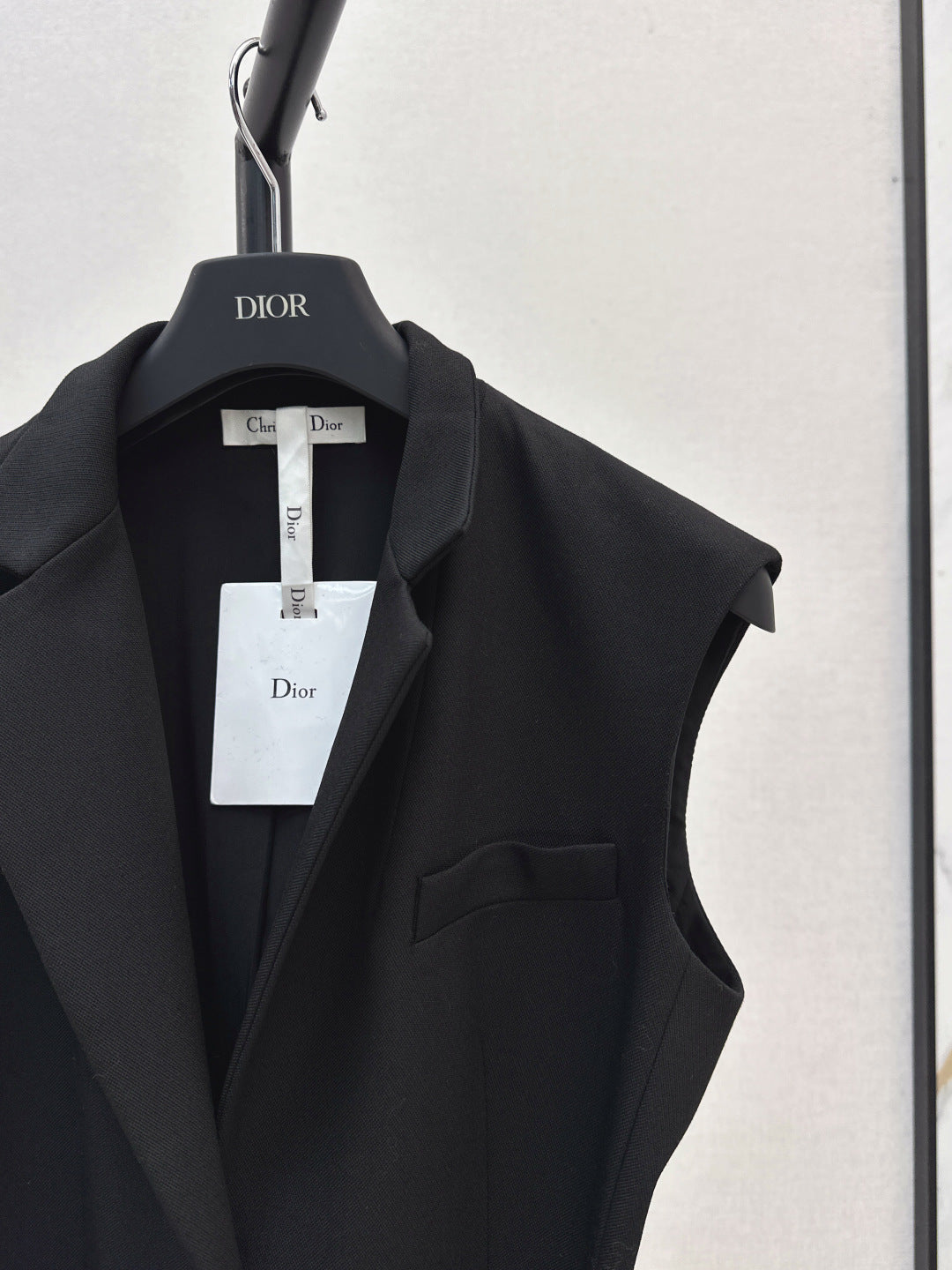 CD 25fw sleeveless dress